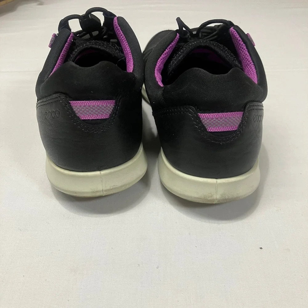 ECCO Soft 7 Womens Black Leather Bungee Lace Walking Sneakers SZ 7 Purple Lining